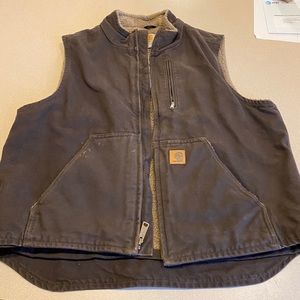 Carhartt Sherpa lined vest
